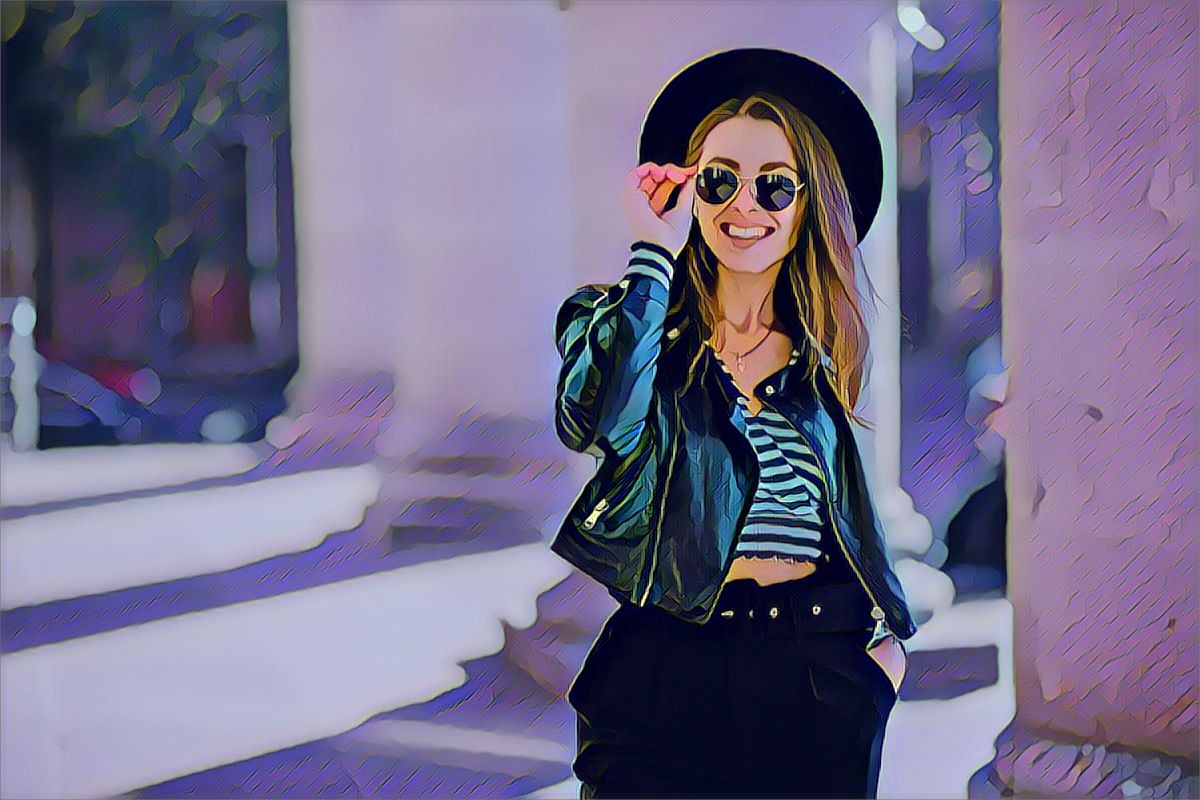 Ramoneska, bluzka w paski i kapelusz